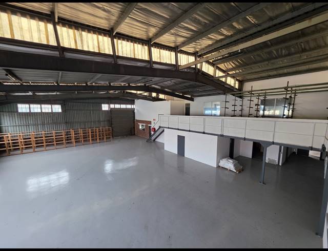 930M² WAREHOUSE TO LET IN OPHIRTON
